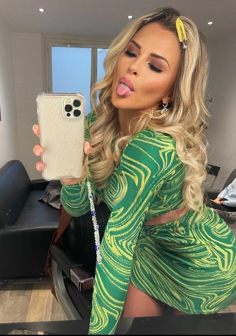 Kelly Vedovelli star top images