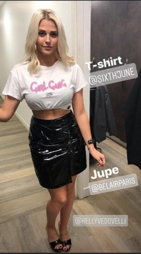 Kelly Vedovelli porn model picture