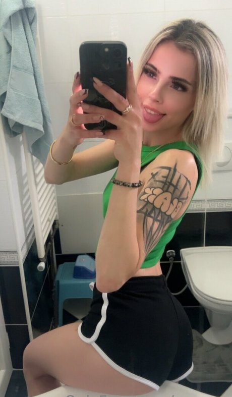 aryasm pornstar exclusive img