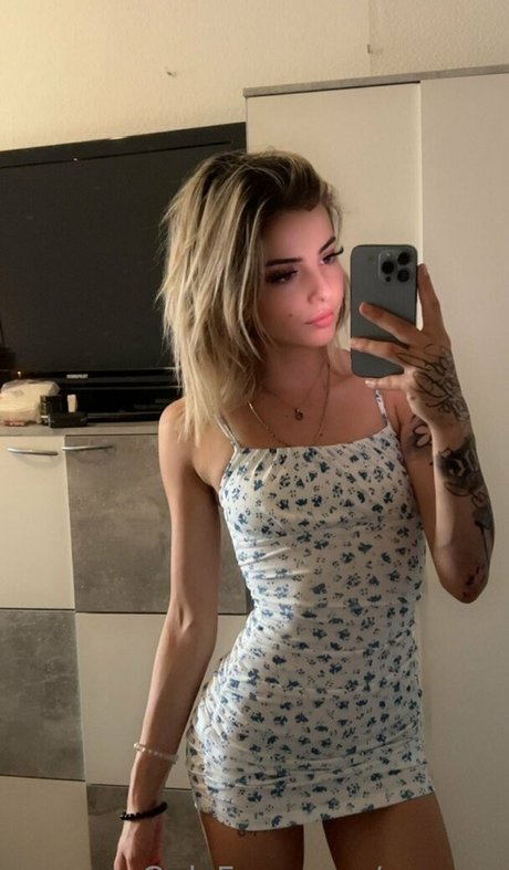 aryasm porn model pics