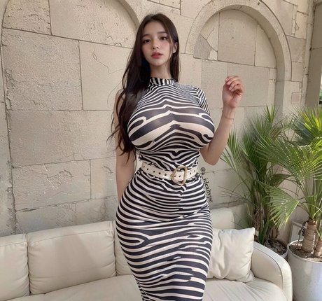 Yua Lim pornstar high quality image