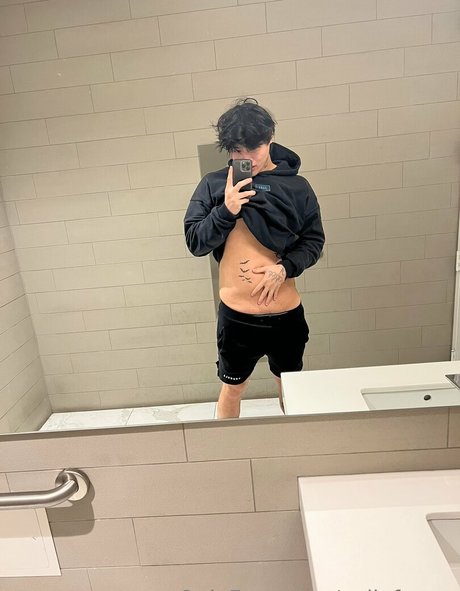 will pyun model top archive