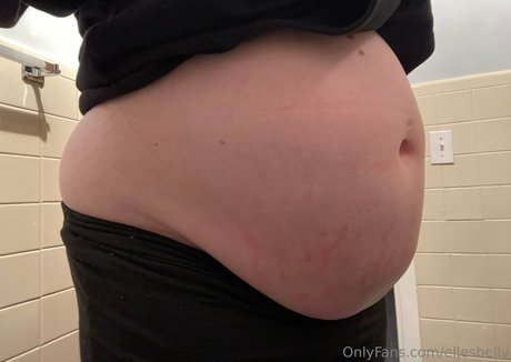 ellesbelly star hot archive