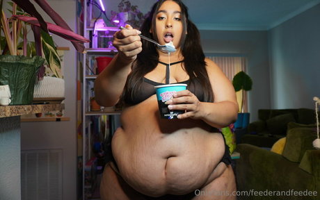 feederandfeedee pornographic actress image