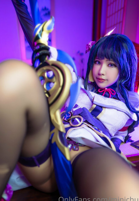 Minichu Thai model nudes gallery