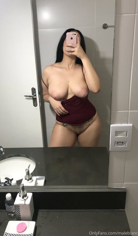 ellaarievilo pornstar adult gallery