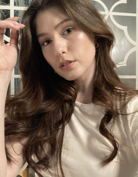 Hot Pearl star beautiful pic