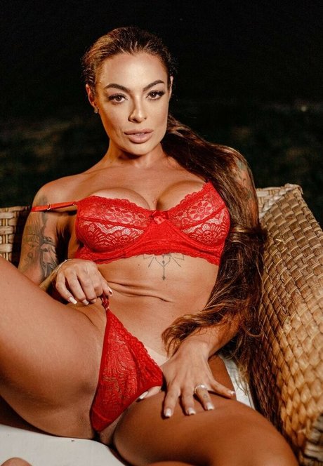 Monique Amin sex star img