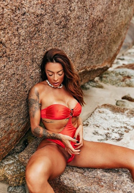 Monique Amin Profile pic