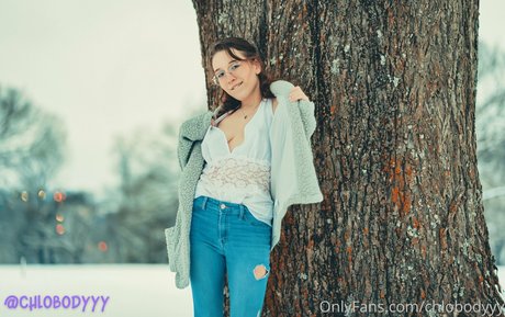 chlobodyyy nice actress image