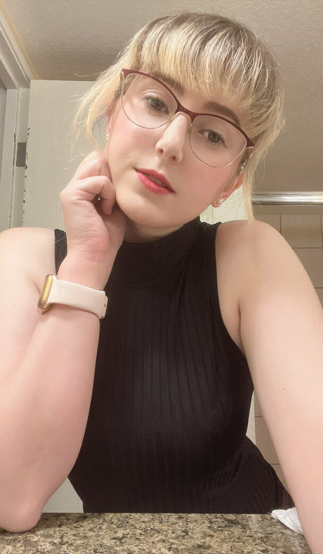 littlelilycos nice actress pictures