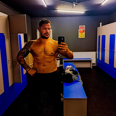 MuscleMonster star free images