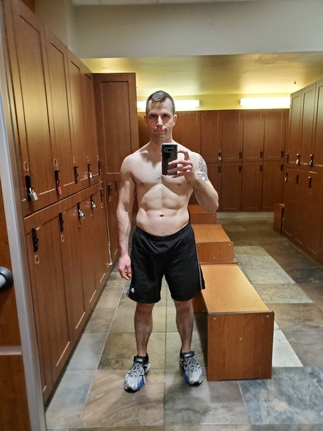 Mackenzie Gibson pornstar nude photo