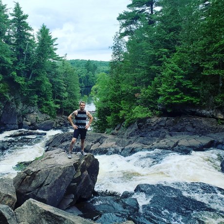 Mackenzie Gibson top star images