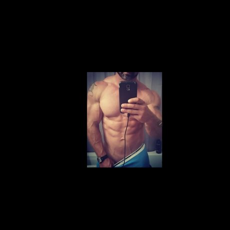 Muscledaddy0713 free star gallery