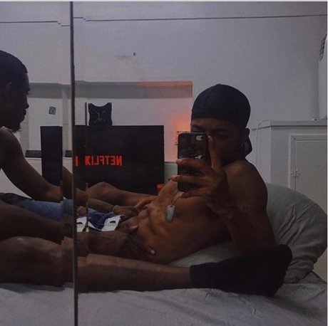 Munjii star top photo