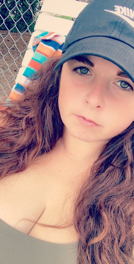 Apples exclusive pornstar archive