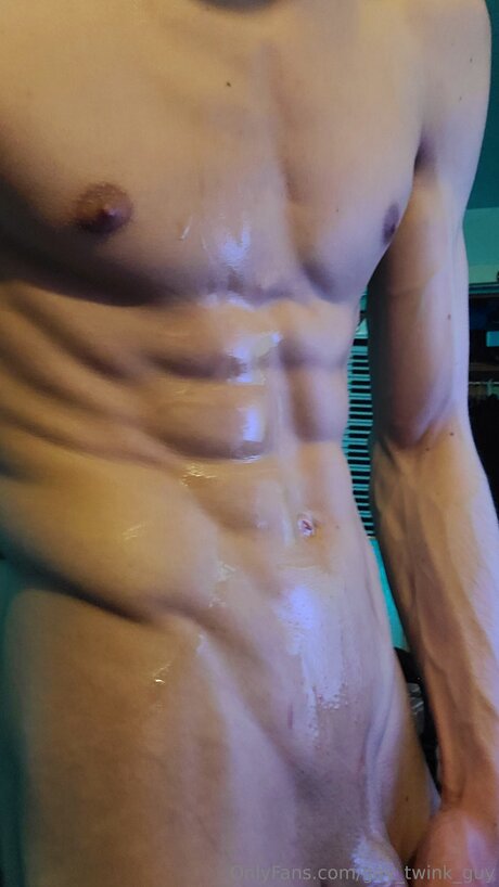 Jackson Lomax model perfect images