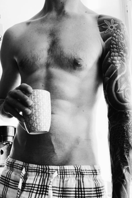 Daddy liciouz erotic model pictures