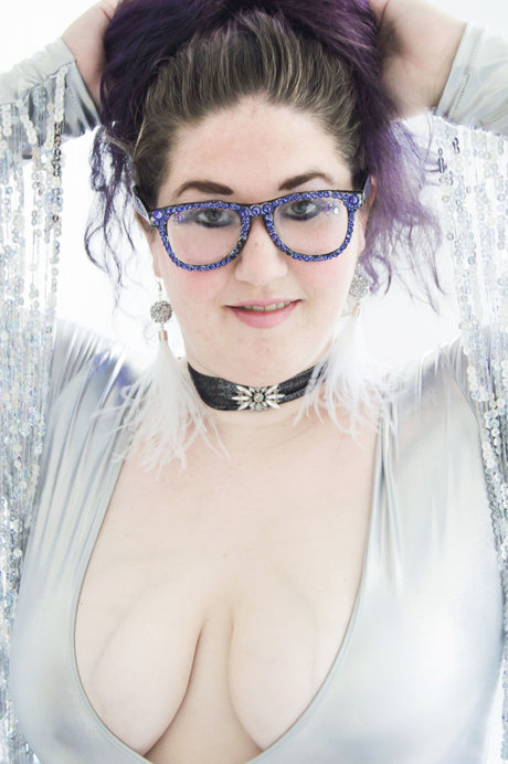 Ellie Quinn model erotic pictures