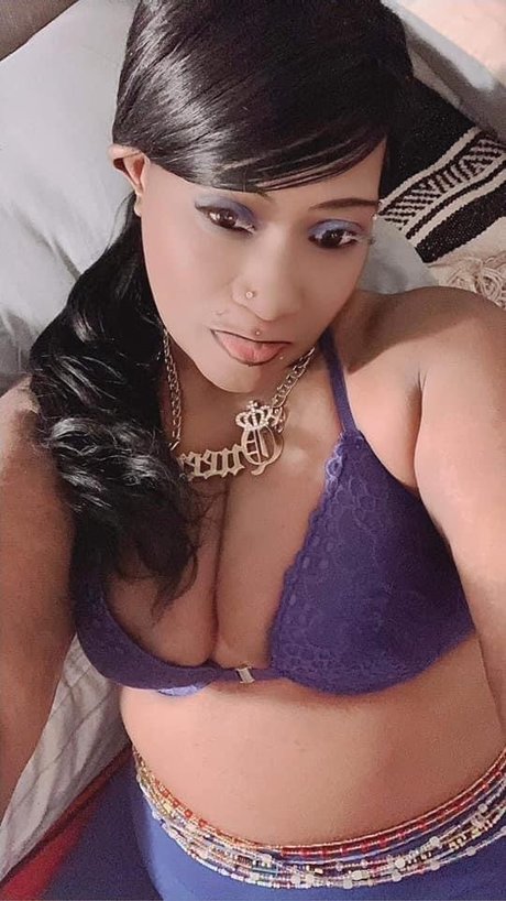 MsTrinidad model nice galleries