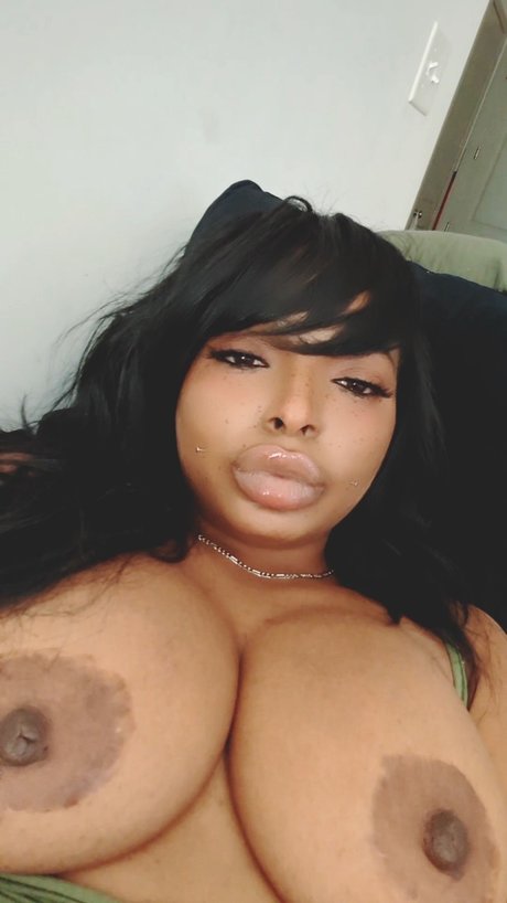 _BIG SPENDERS ONLY_ model nude gallery