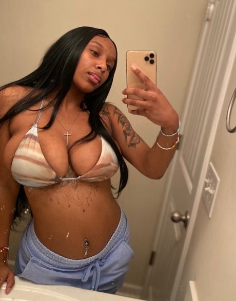 Lainaaa beautiful actress picture