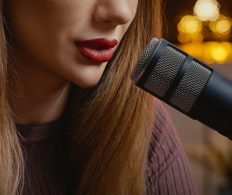 Mysterious Miss Red_ star sexy pics