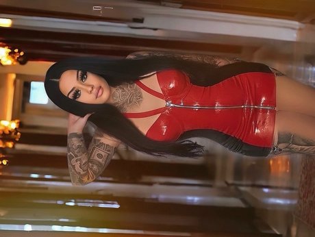 xXxSINA69xXx hot model photo