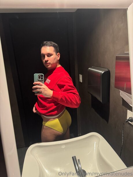 unknown pornstar hot pic