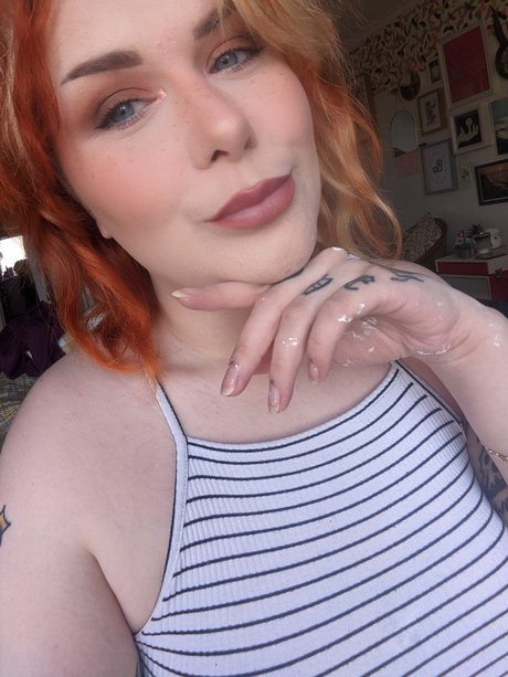 Dandy Whorehol star pretty pics