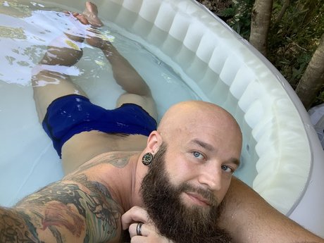 My Hustle 4 Muscle Free adult actress gallery