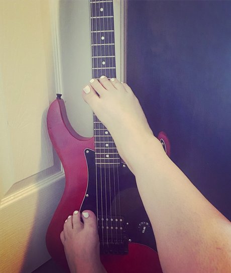 MyFeetAreHereForIt star pretty picture