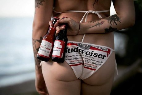 Fetbabe pornstar adult pics