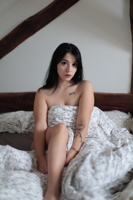 Ellyna hops Top 4_ pretty pornstar images