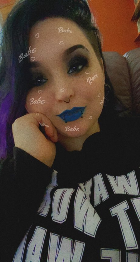 Feyre beautiful model pics