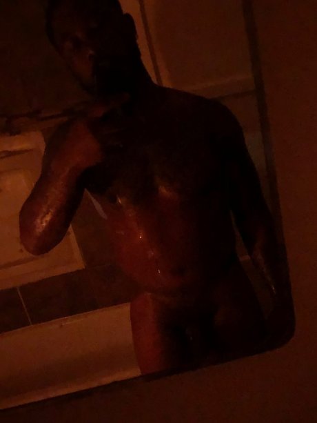 Donnie Dickums sexy star img