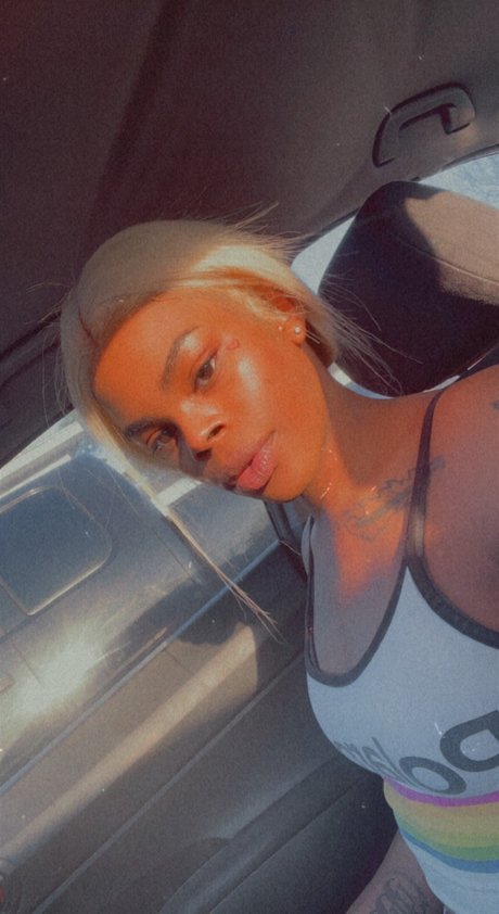 Enchanting Ru_ model pornographic image