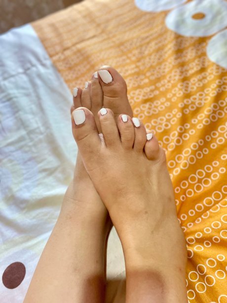 NallelyFit model sex photos