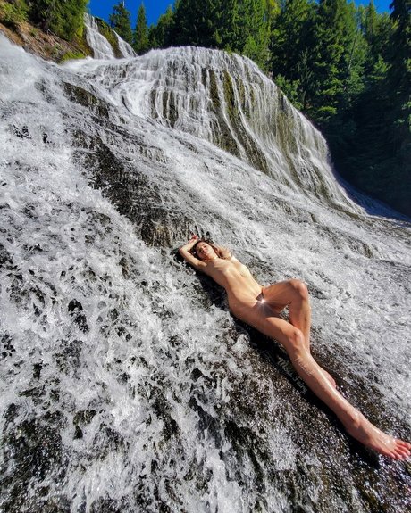 Naked Moss Fairy Sacred Courtesan_ star xxx archive