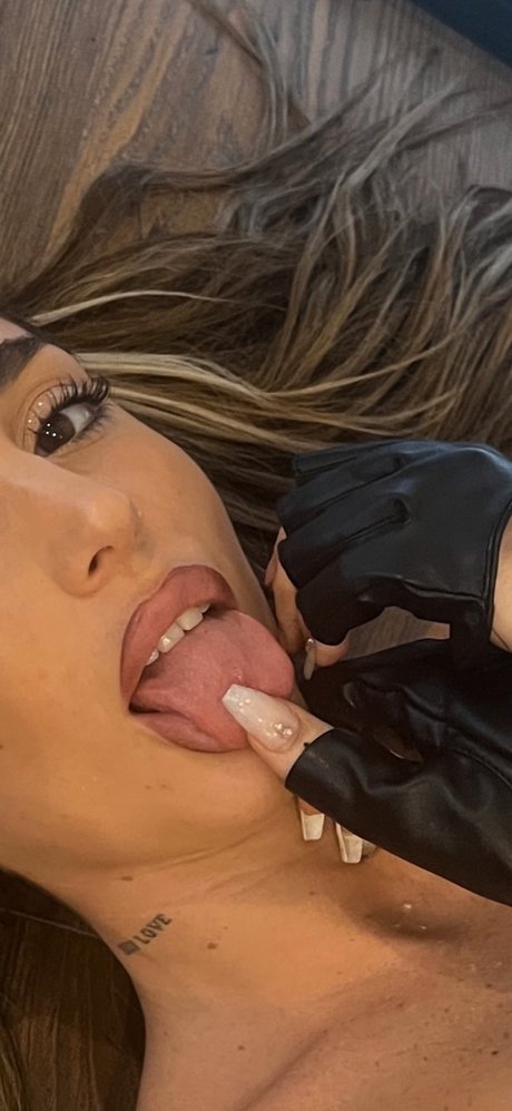 Naissha xxx star pics