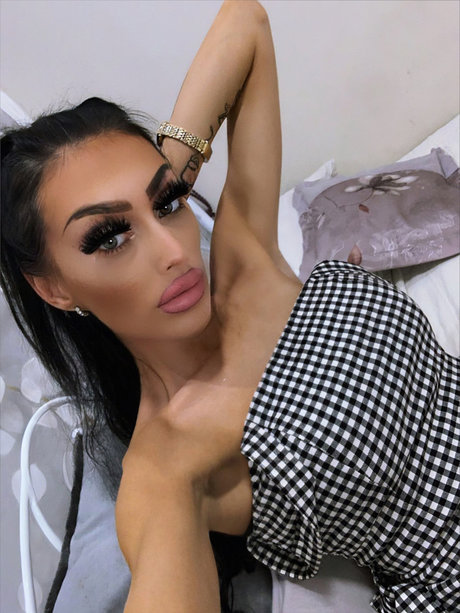 Elizabeth of nudes pornstar picture