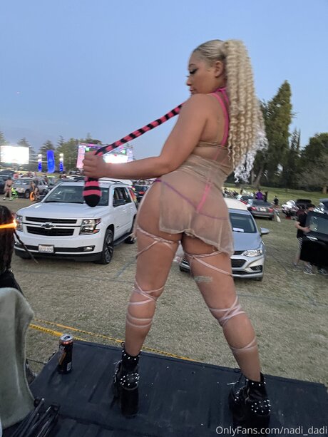 Nadi Hustle erotic pornstar image