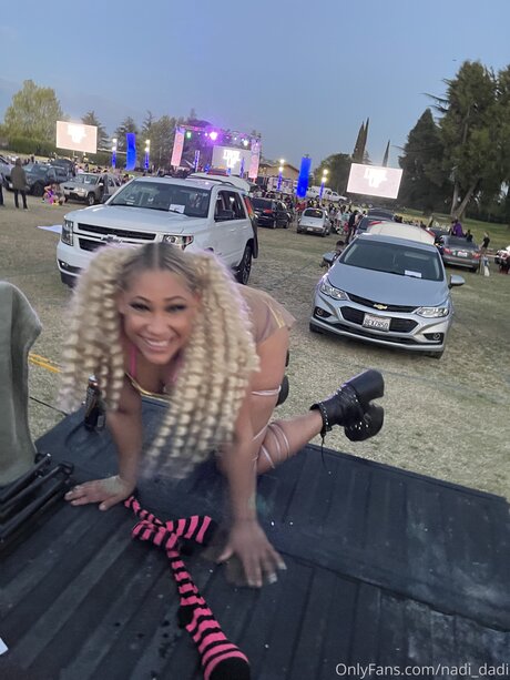 Nadi Hustle pornstar naked images