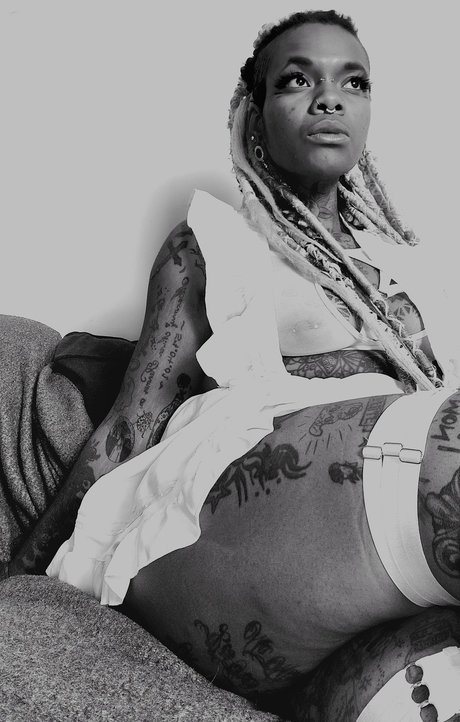 _Dollziilaah___Ad4x__Blak Bunny_ high quality model archive