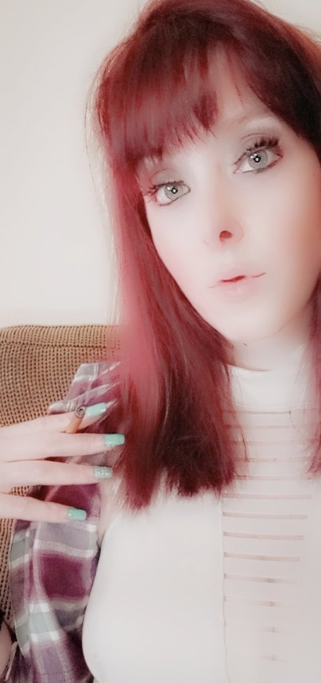 DOES WHAT S TOLD_ pornstar xxx pictures