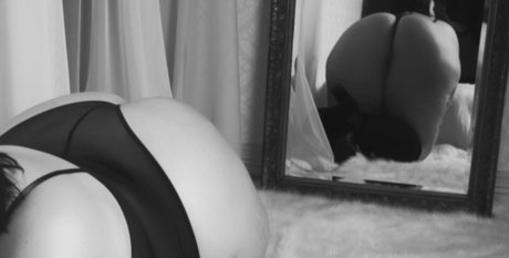 Curvyausqueen perfect pornstar img