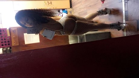 Destinee Love pornstar hd galleries