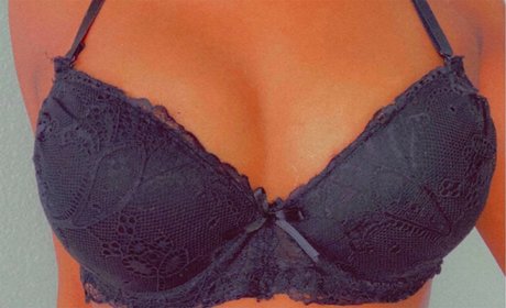 Your Favorite Chocolate Dream Girl_ model nice pics