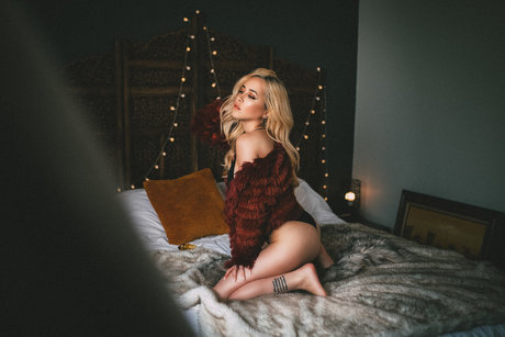 Elizabeth Eton model best image